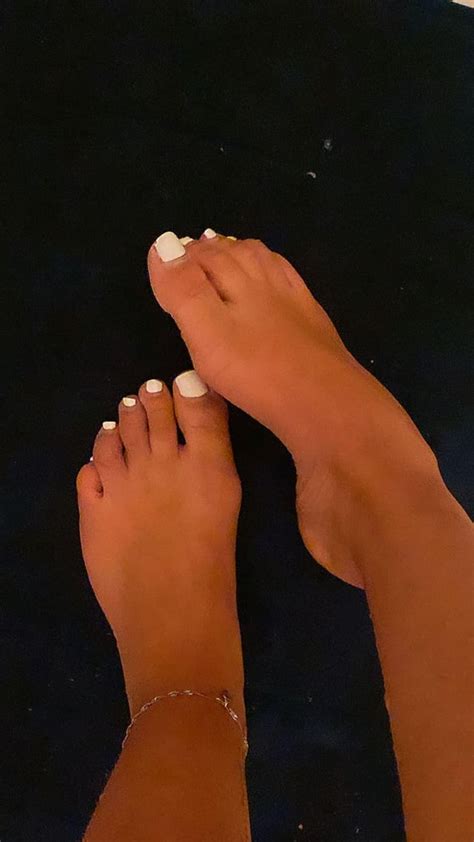 Goddess Chanel needs foot slaves : r/FeetToesAndSocks 